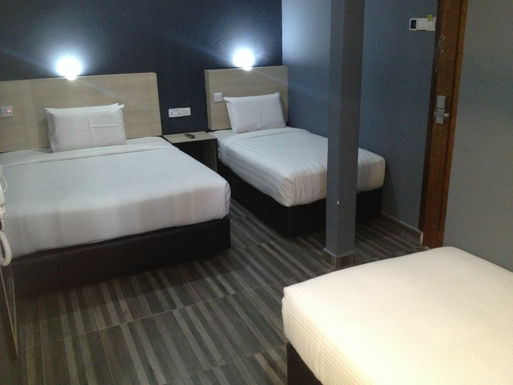 Dj Citi Inn Hotel Kuala Terengganu Exterior photo